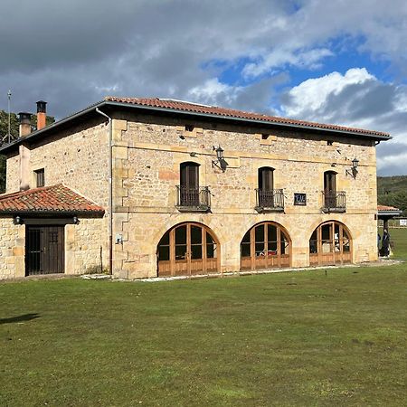 Albergue Pinares - La Casona De Revenga Regumiel de la Sierra Ngoại thất bức ảnh