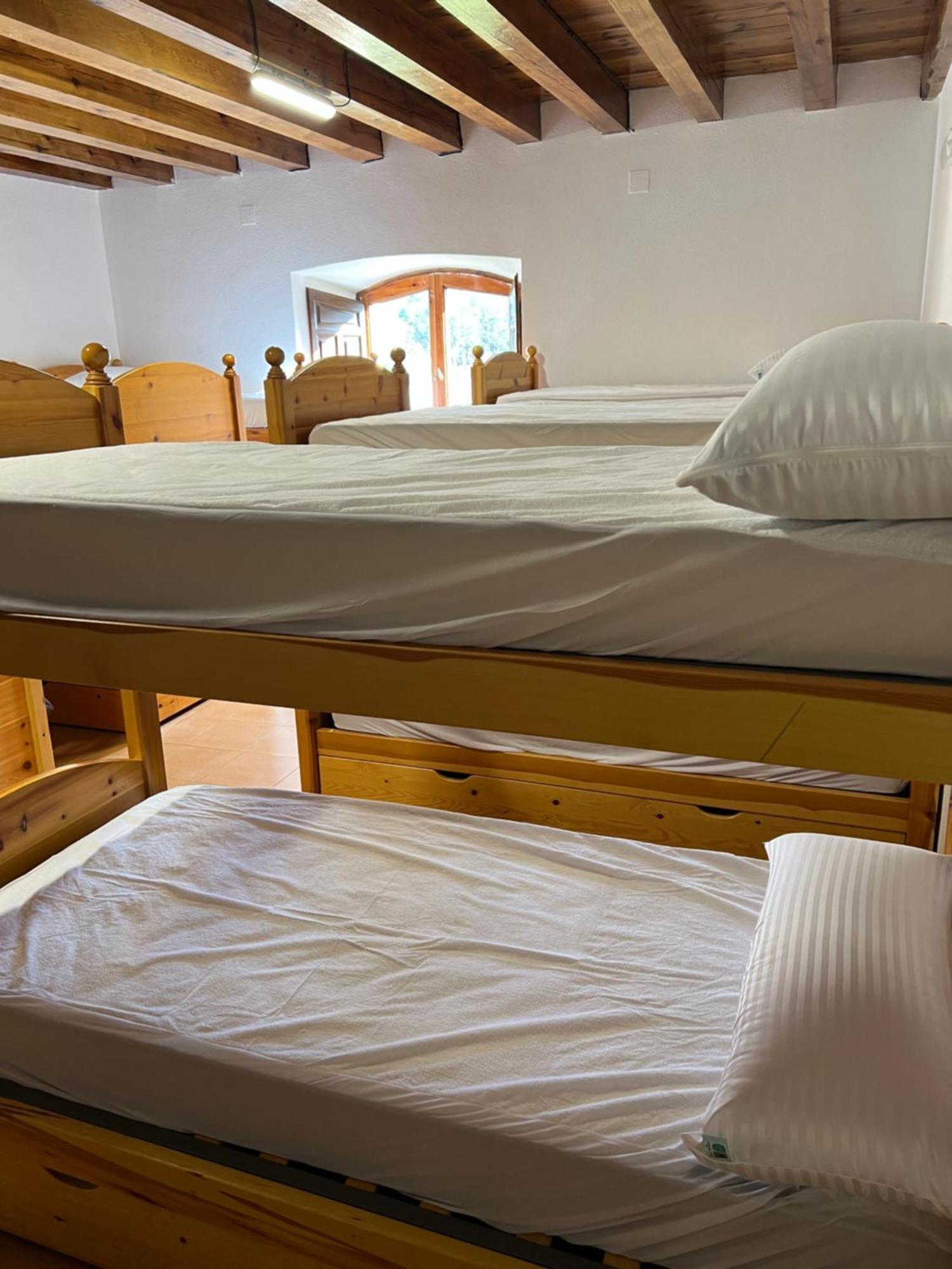 Albergue Pinares - La Casona De Revenga Regumiel de la Sierra Ngoại thất bức ảnh